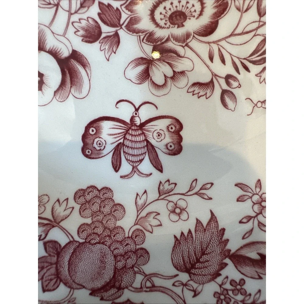 The Spode Archive Collection Blue Rose Print Pink/red And White Luncheon Plate.